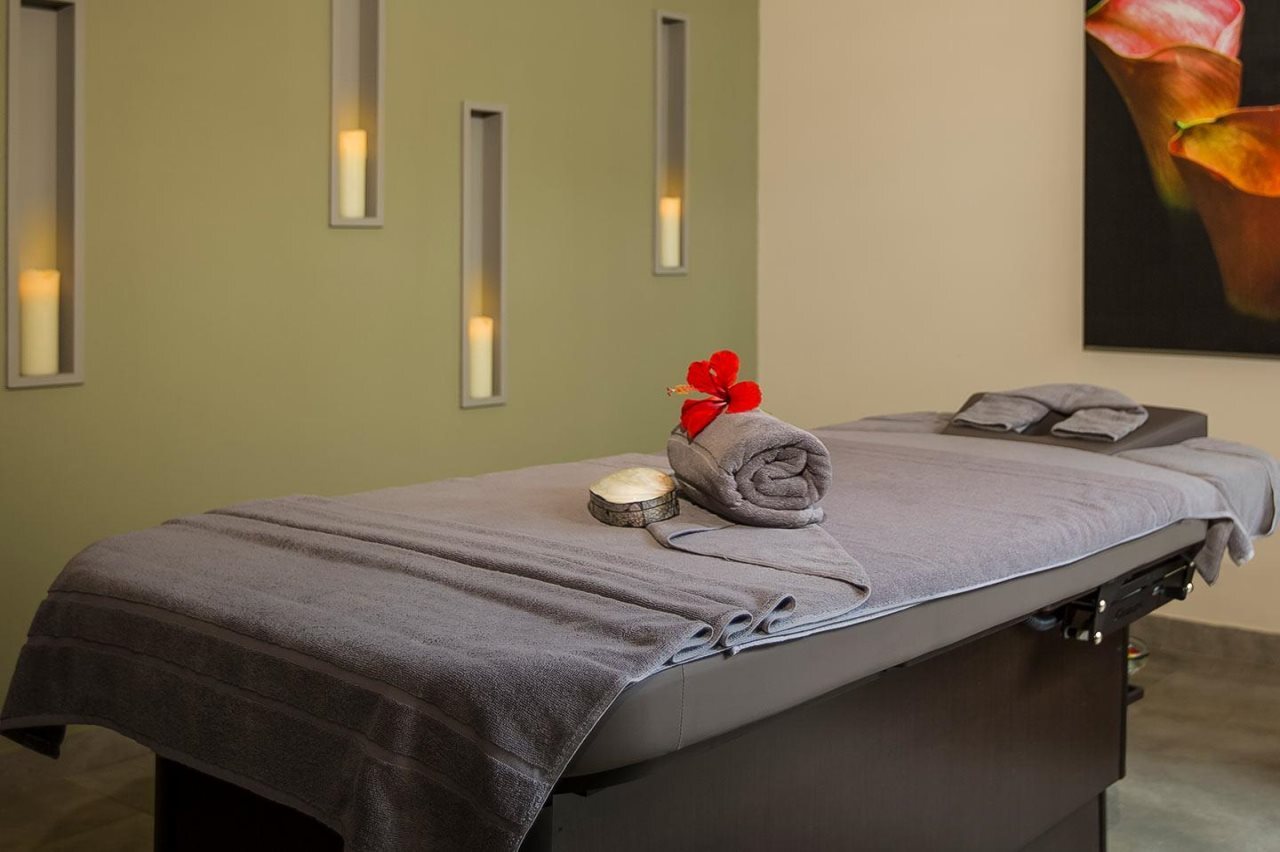 Photo - The Bay Club at Anahita