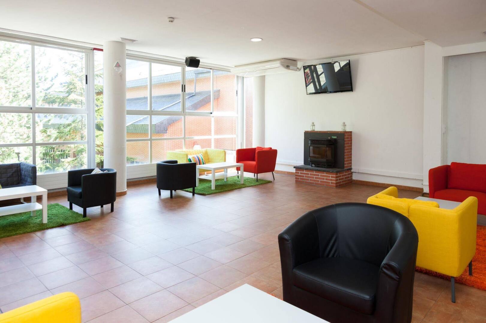 Foto - Residencia Albergue Jaca