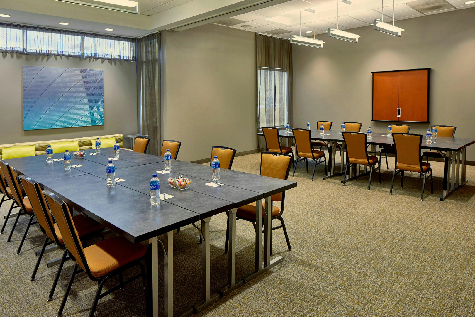 Photo - AC Hotel by Marriott Atlanta Airport Gateway