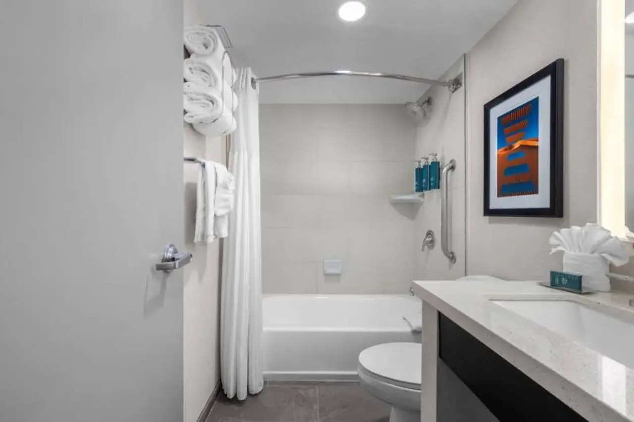 Photo - DoubleTree by Hilton Phoenix Midtown