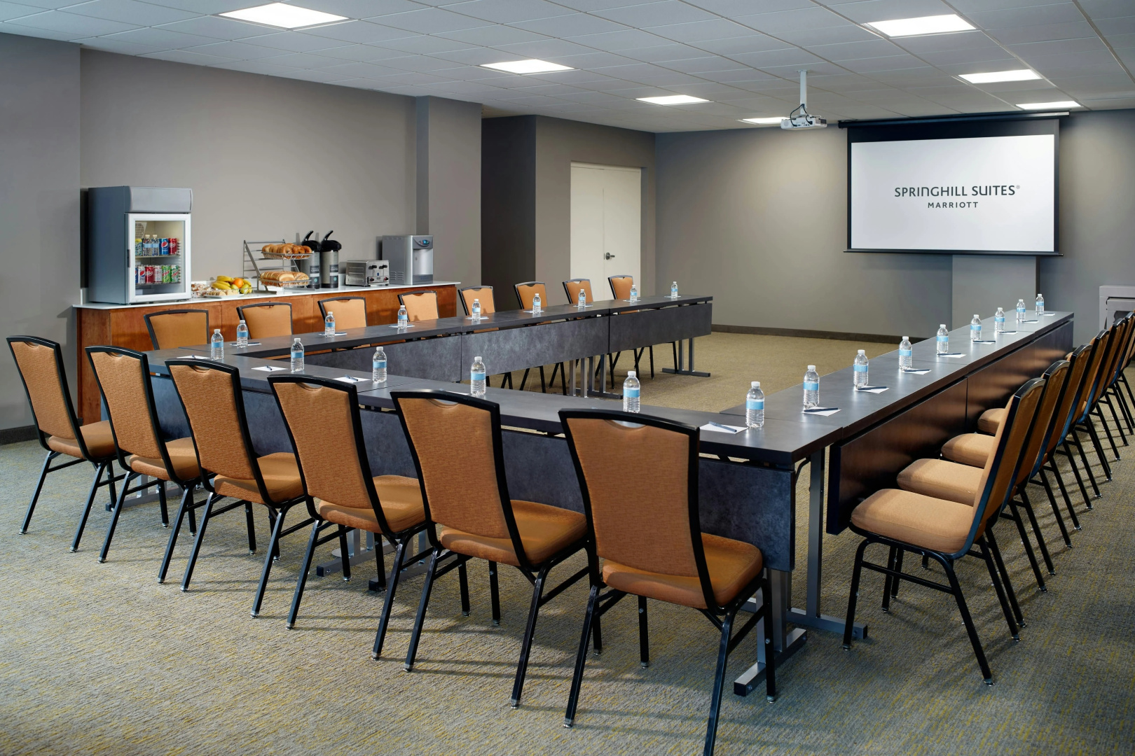 Photo - AC Hotel by Marriott Atlanta Airport Gateway