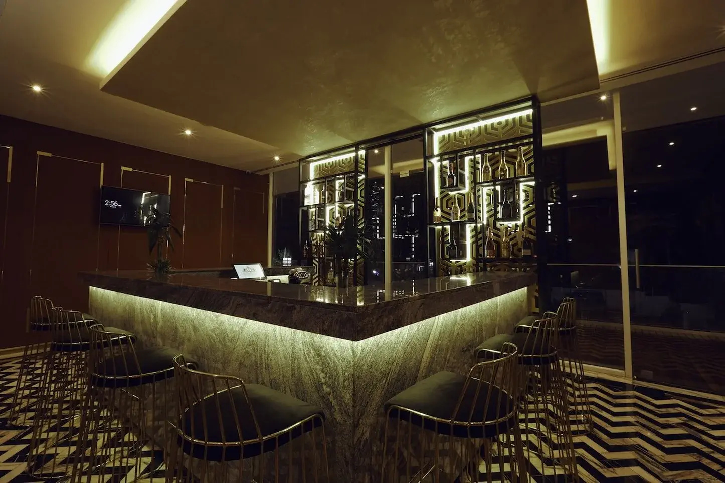Foto - Number One Oxford Street Hotel & Suites