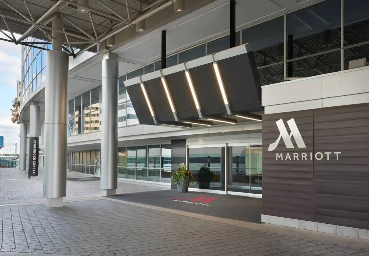 Photo - Toronto Marriott City Centre Hotel