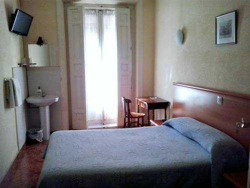 Photo - Hostal Madrid