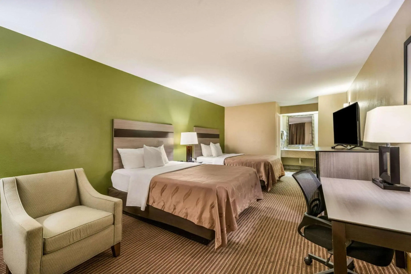 Photo - Quality Inn & Suites Garland - East Dallas