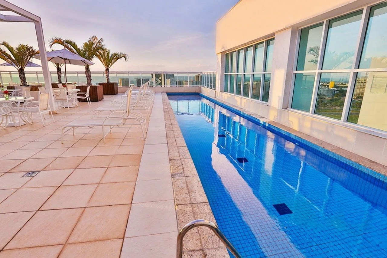 Photo - Saint Moritz Hplus Express