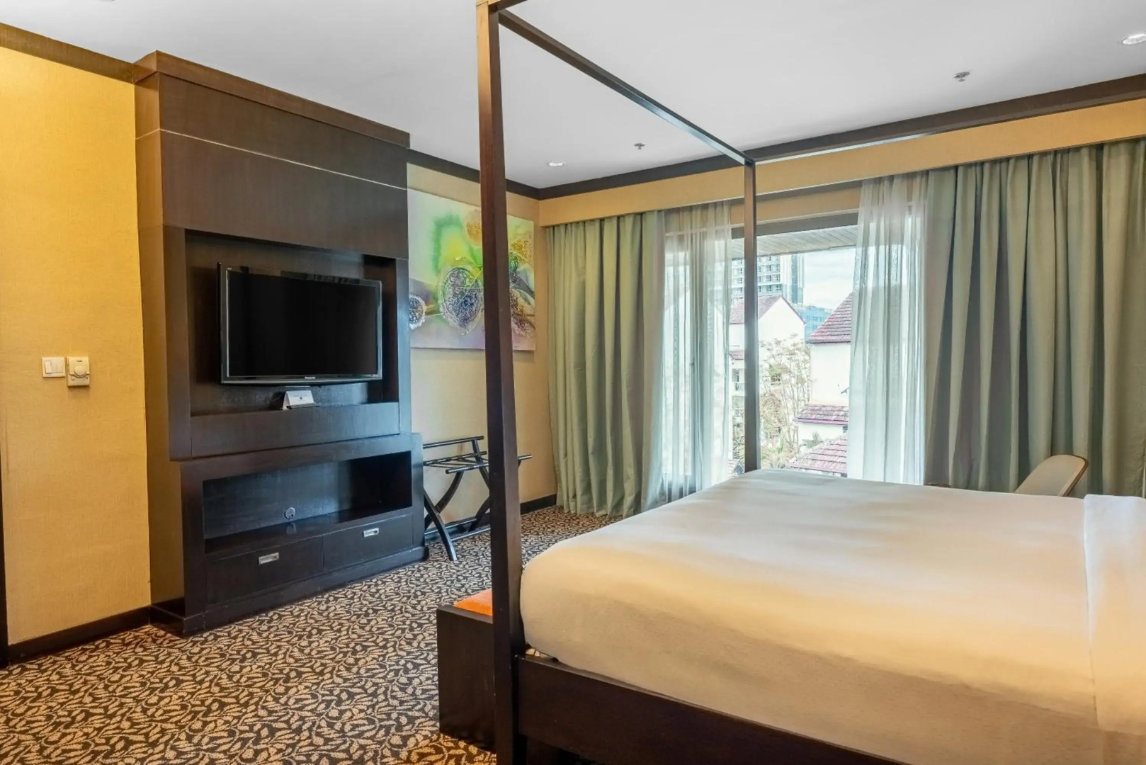 Photo - MiCasa All Suite Hotel