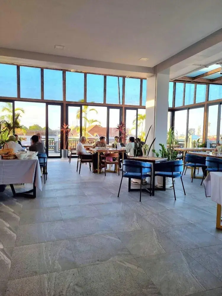 Photo - Homewood Hotel