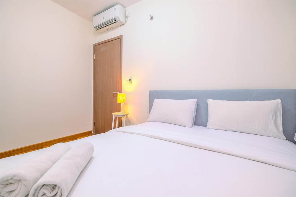 Best Deal and Homey 2BR Podomoro Golf View Apartment