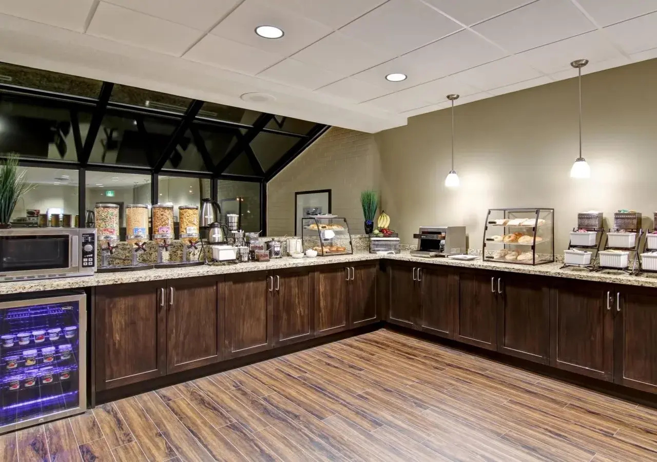 Photo - Best Western London Airport Inn & Suites