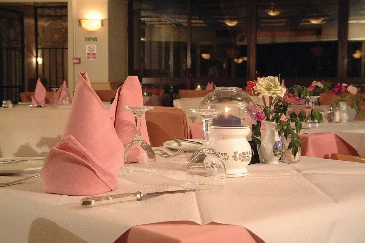 Photo - Hotel Castille