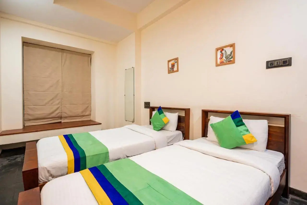 Photo - Treebo Premium The Memoir, Ramdaspeth