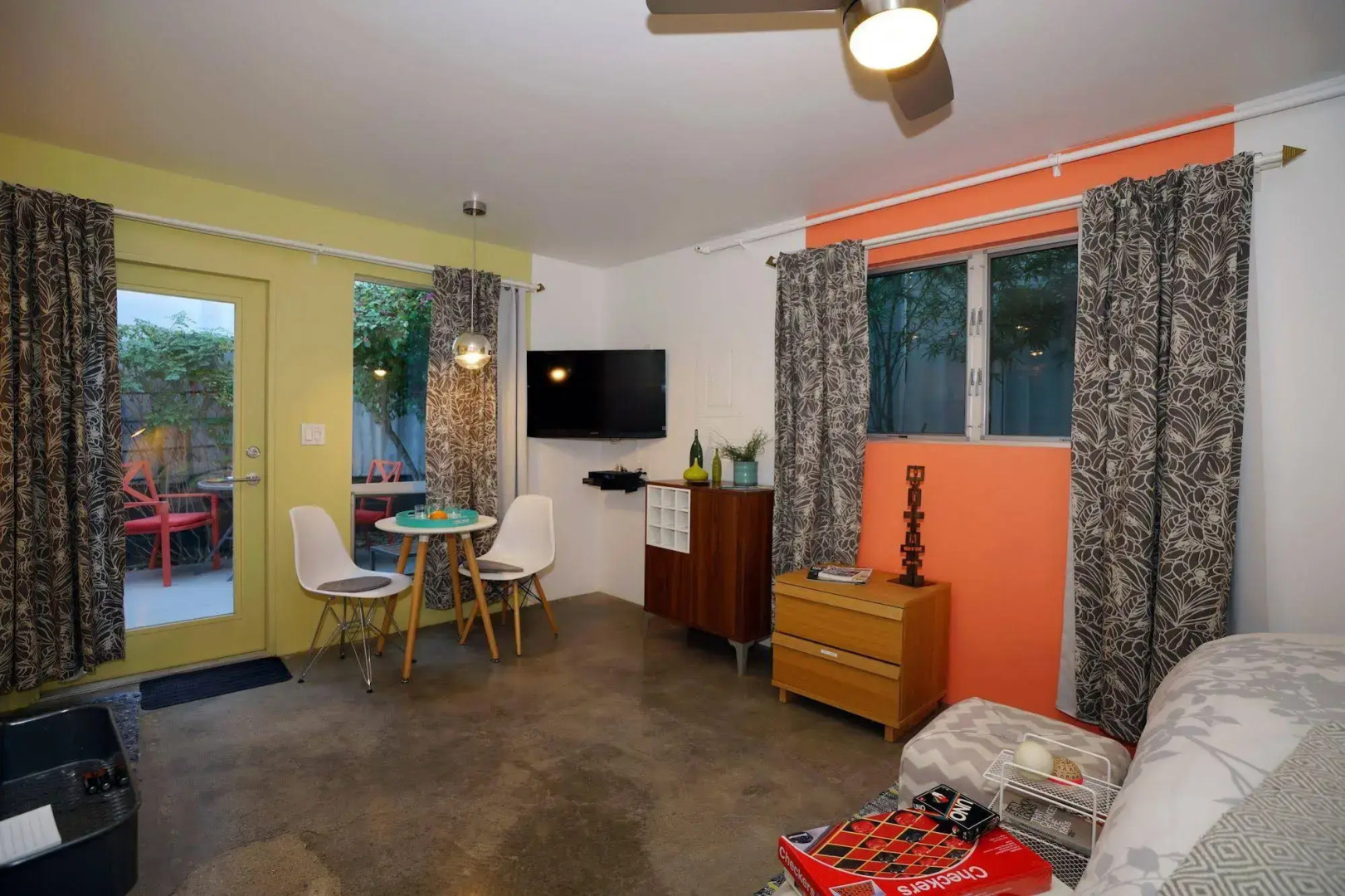 Foto - The Wesley by AvantStay Mid-Century Modern Oasis with Pool