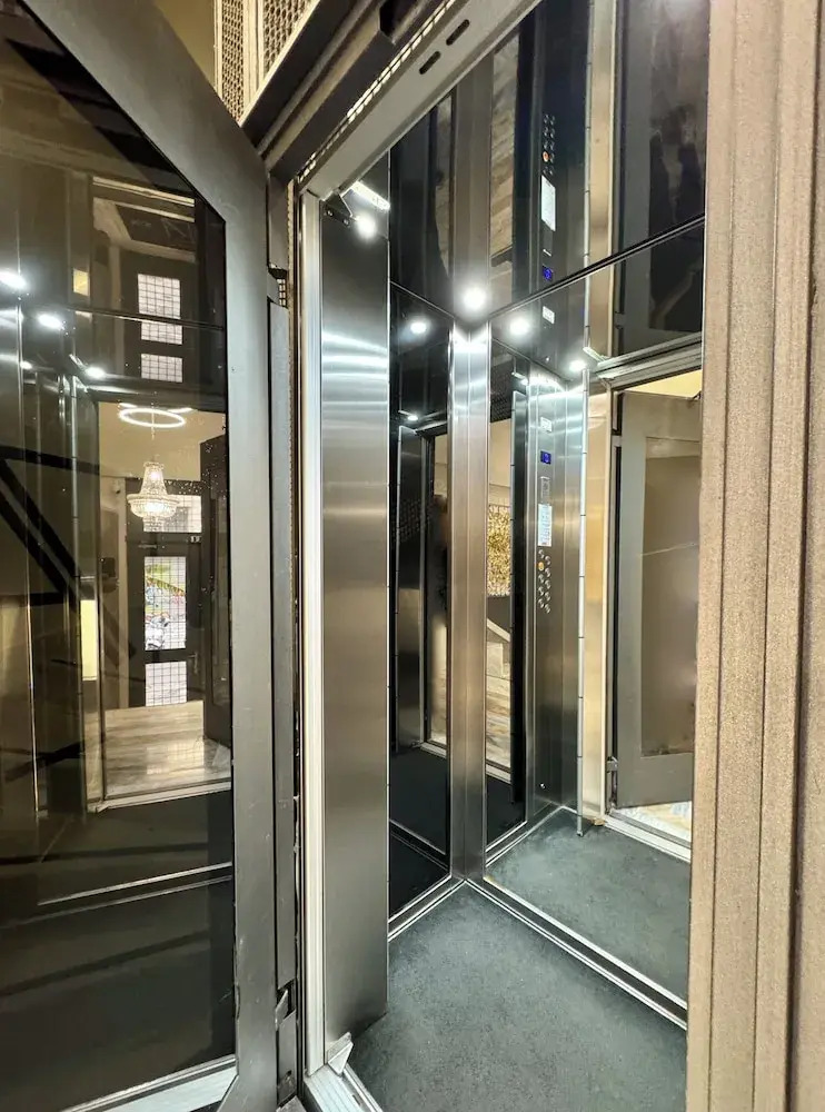 Photo - Athens The L7 Str - Luxury Boutique Collection Hotel