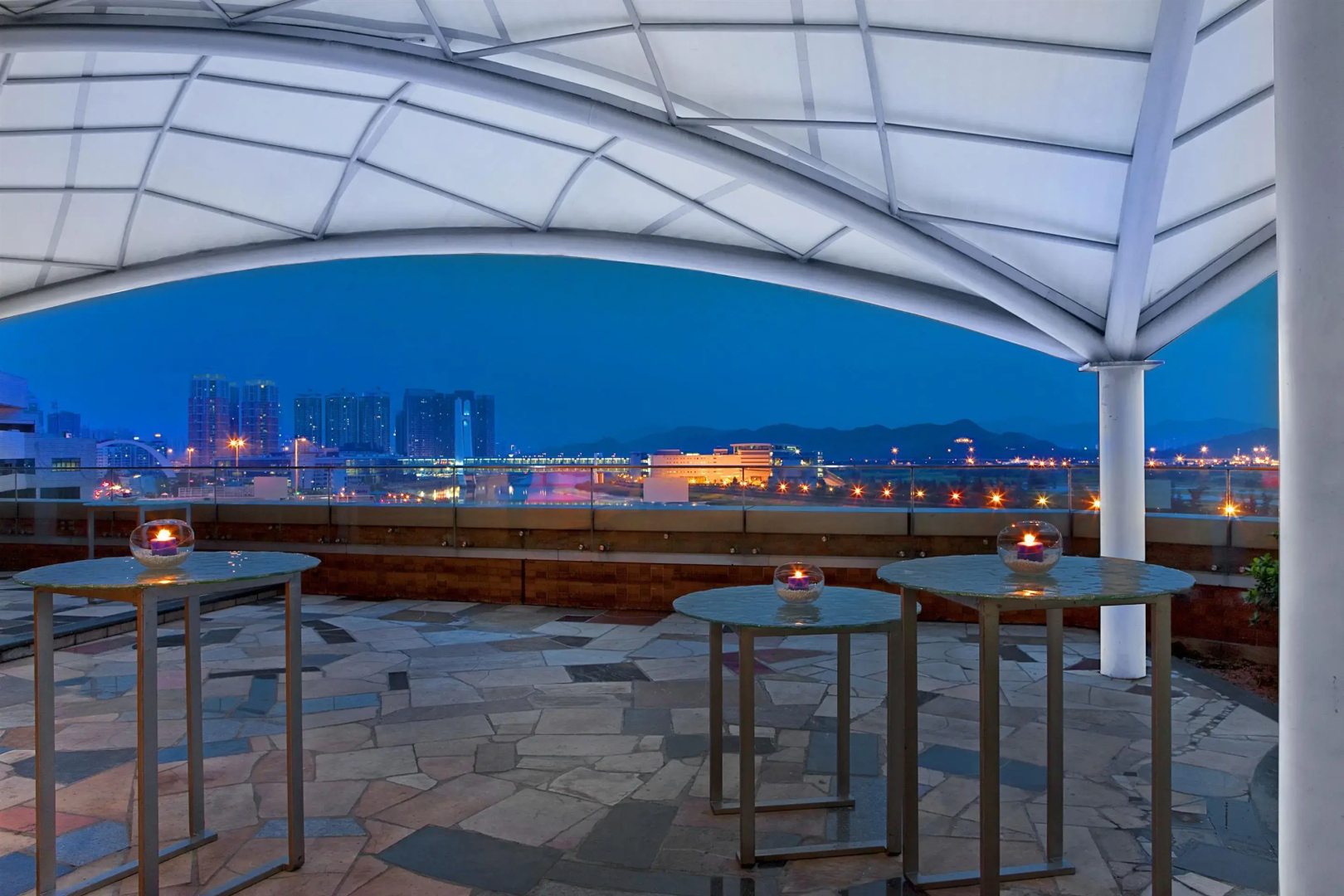 Foto - Four Points by Sheraton Shenzhen