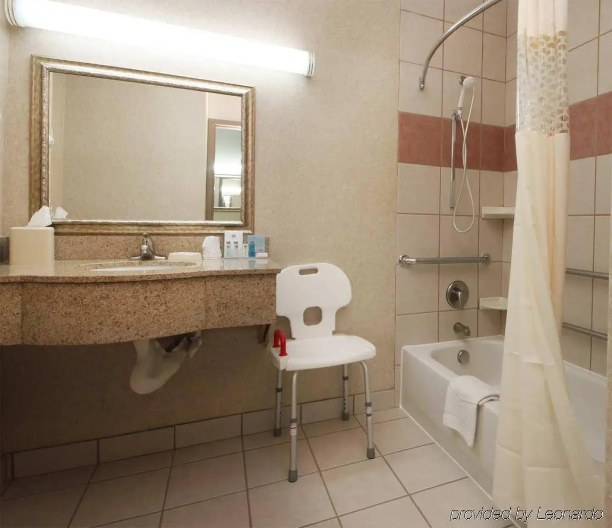 Foto - Hampton Inn & Suites Ontario