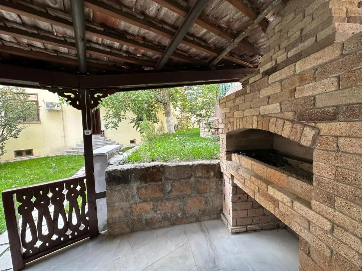 Photo - Armenia Hotel