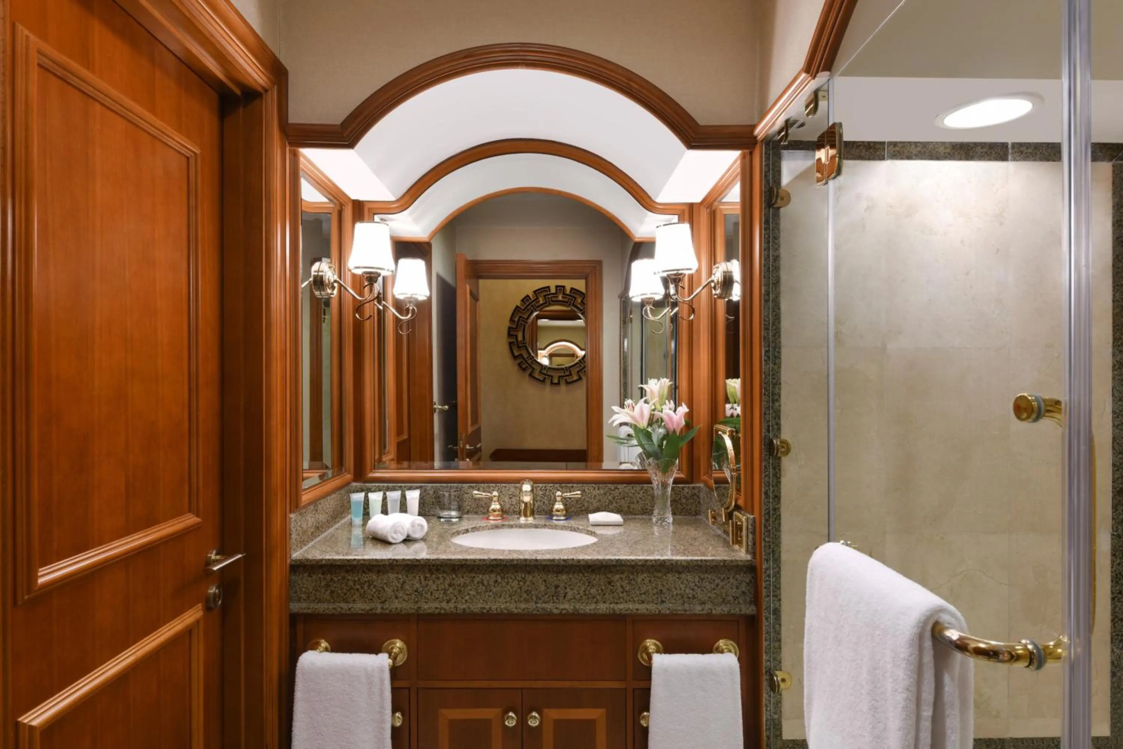 Foto - Al Aziziyah Boutique Hotel By The Torch