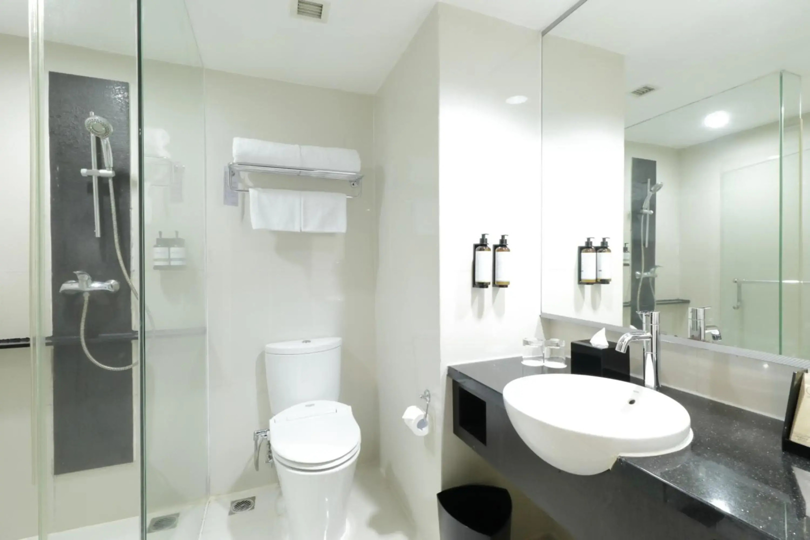 Foto - E Hotel Higashi Shinjuku