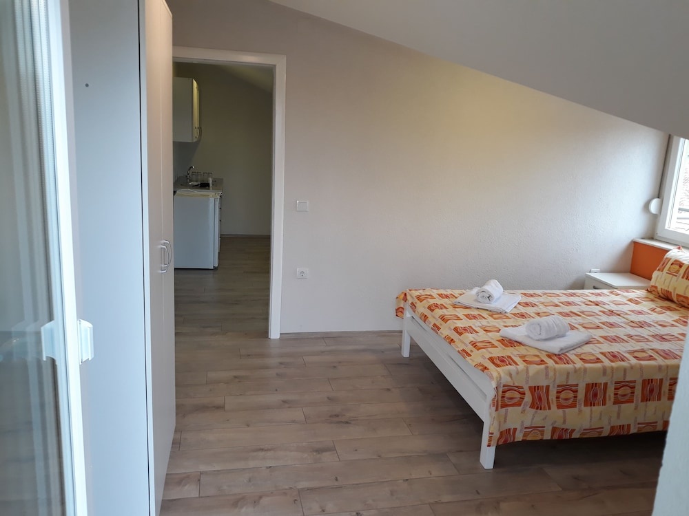 Vila & Apartments MATEA