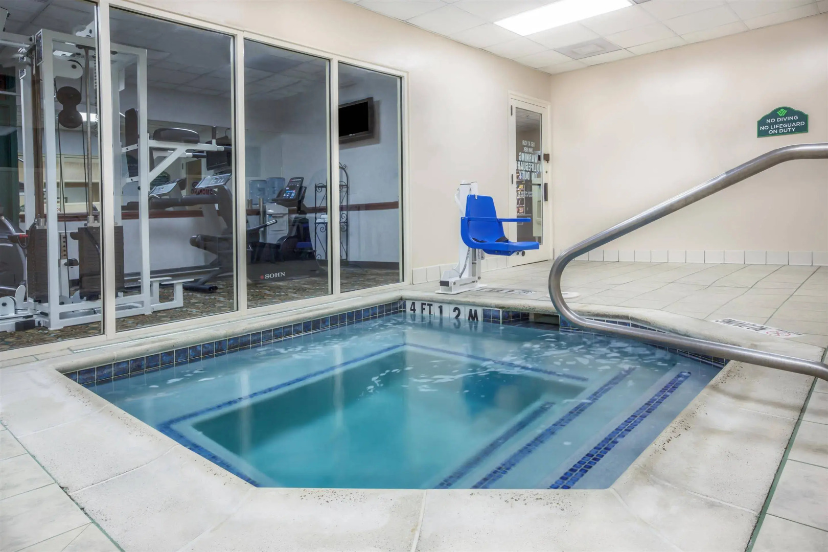 Photo - Holiday Inn Express & Suites Arlington North – Stadium Area by IHG