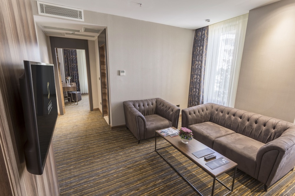 Foto - Shimall Deluxe Hotel
