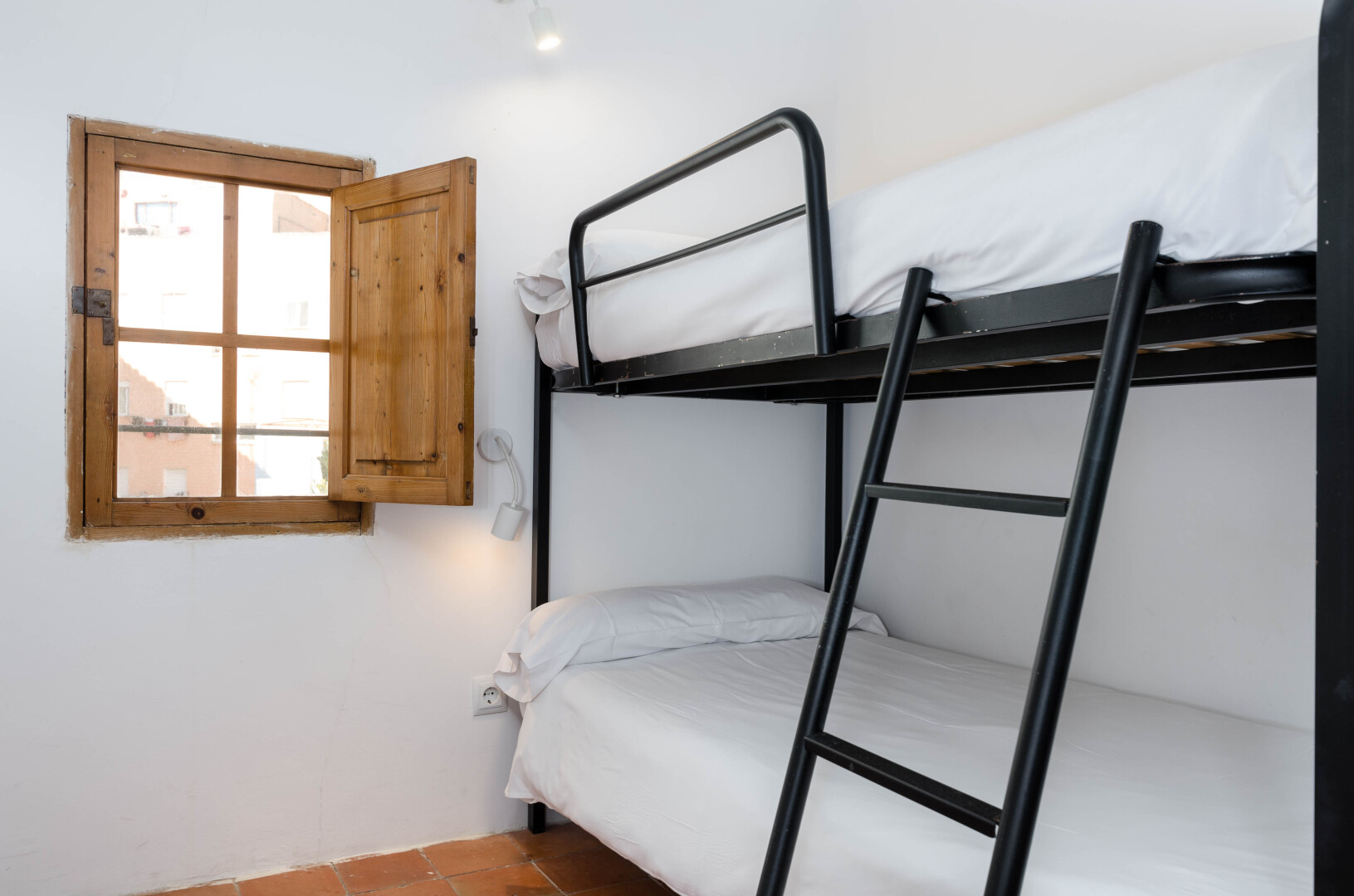 Photo - Urban Hostel Palma - Albergue Juvenil - Youth Hostel