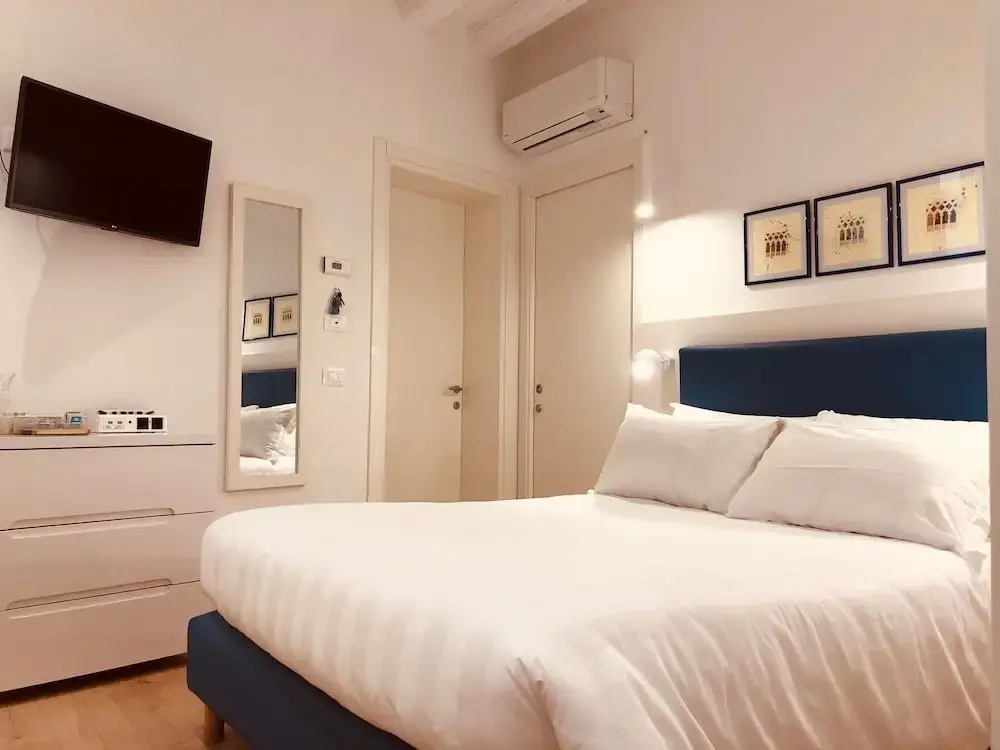 Photo - San Marco Design Suites