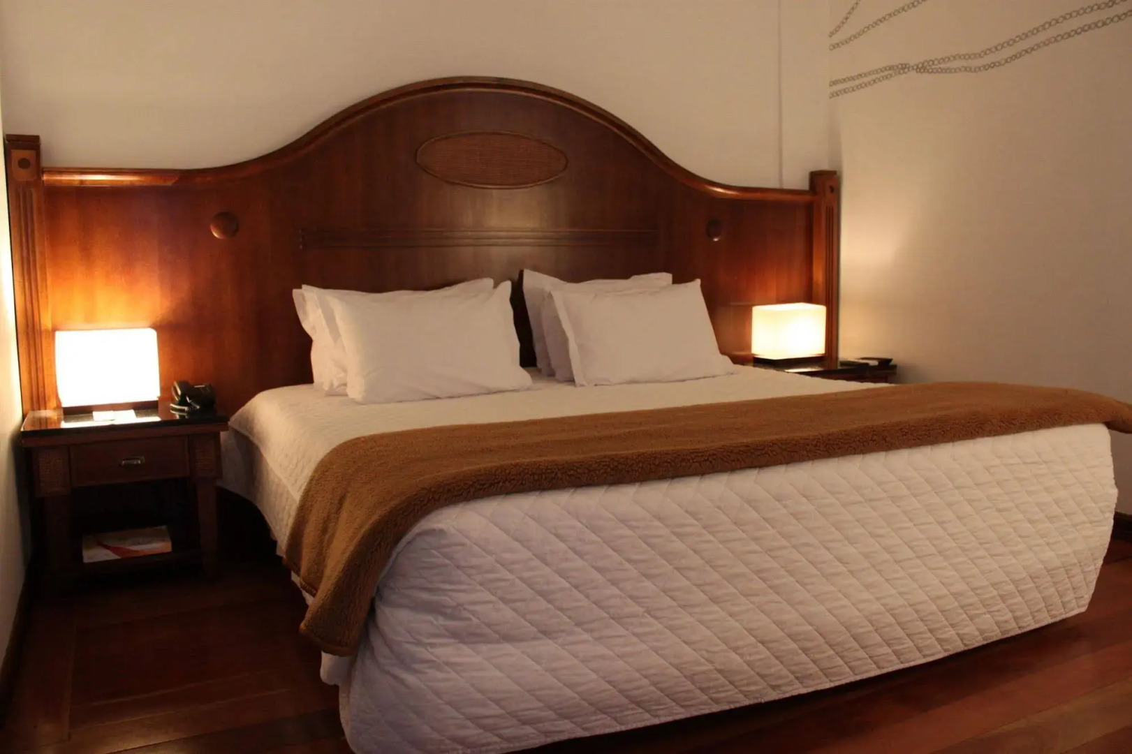 Foto - Johnscher by SJ - San Juan Curitiba