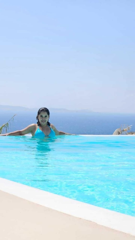 Photo - Elli Tropical Suites