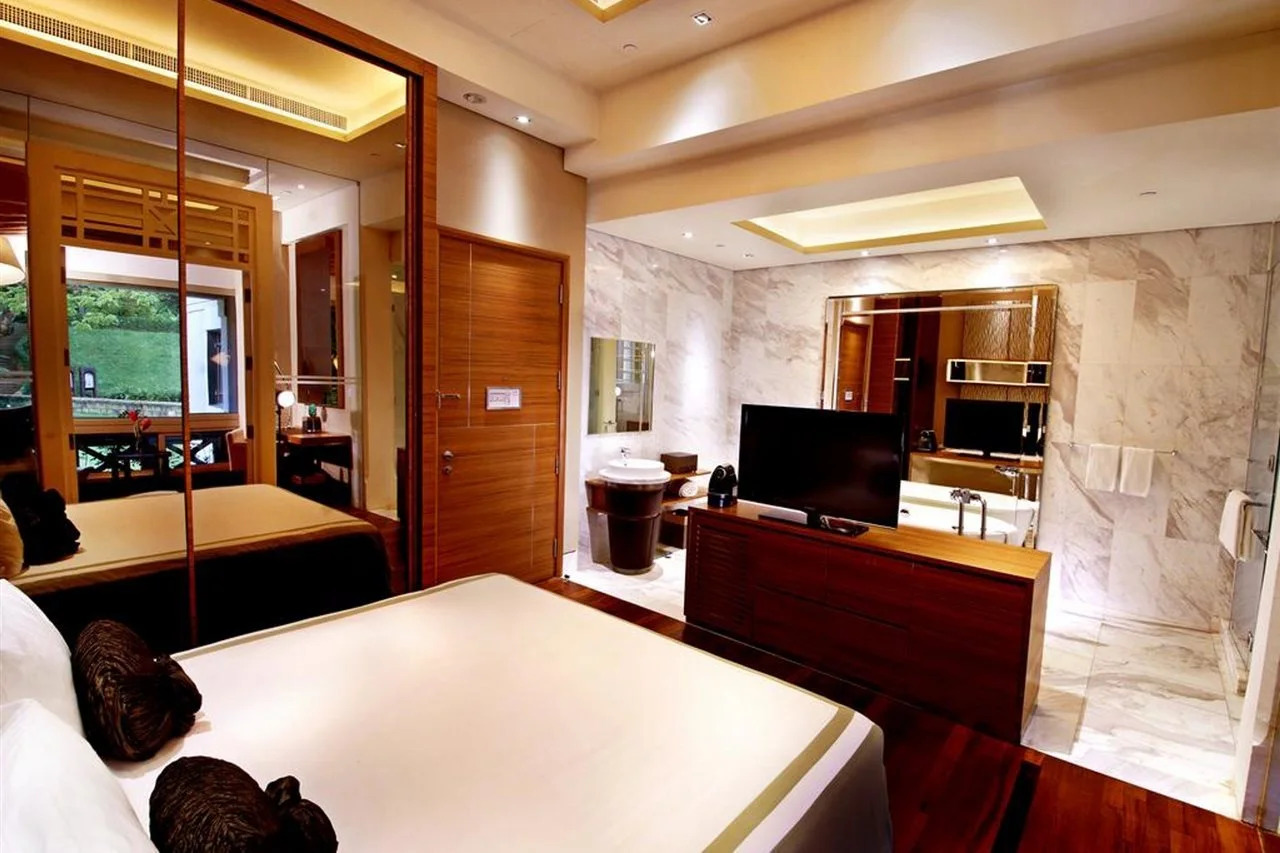 Photo - METT Singapore