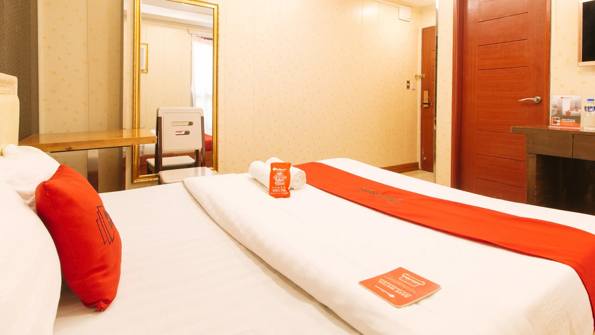 Photo - RedDoorz Plus at Winter Benitez