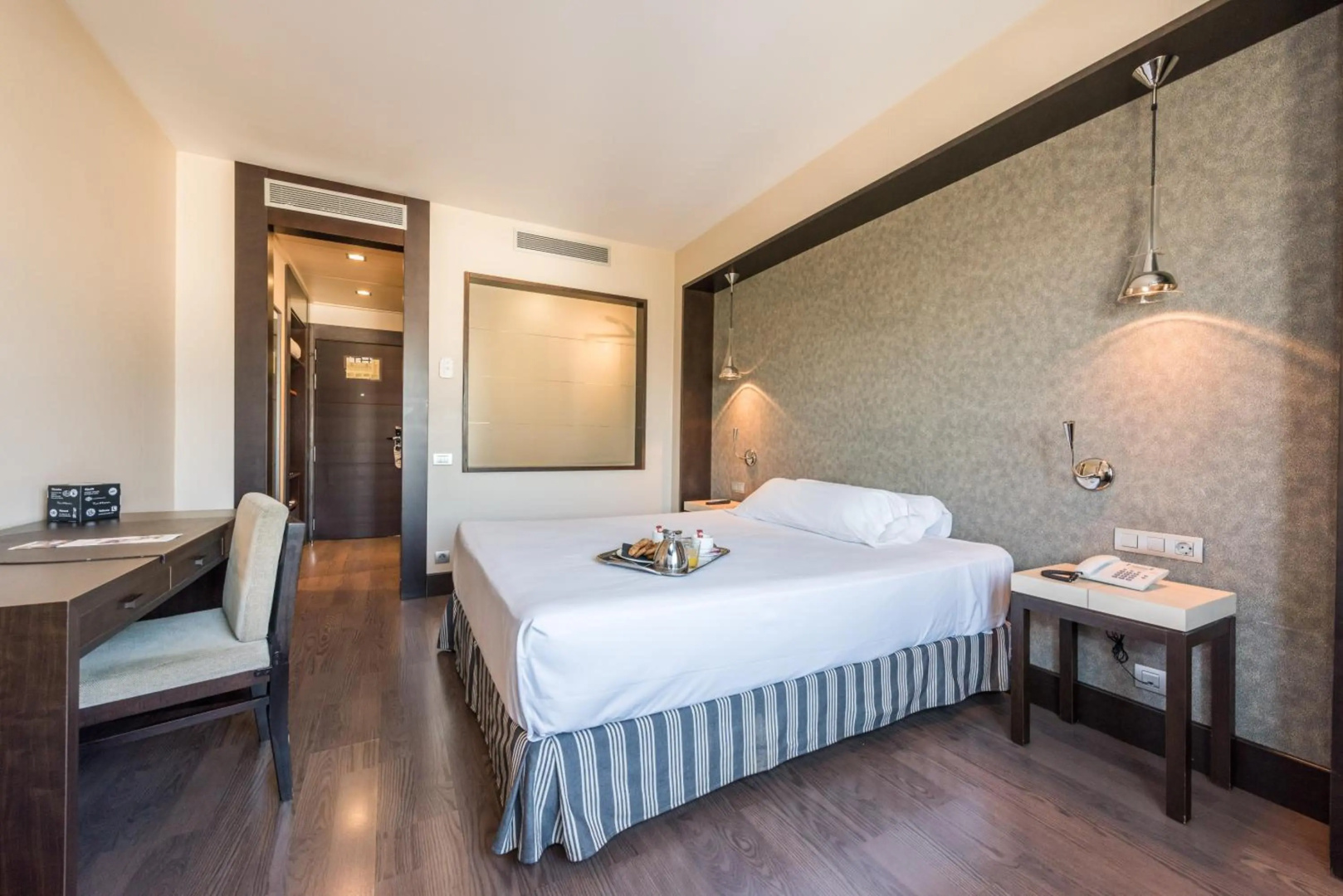 Photo - Hotel Mercader