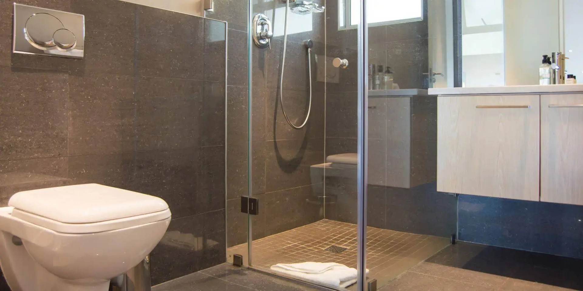 Photo - The Crystal Apartments