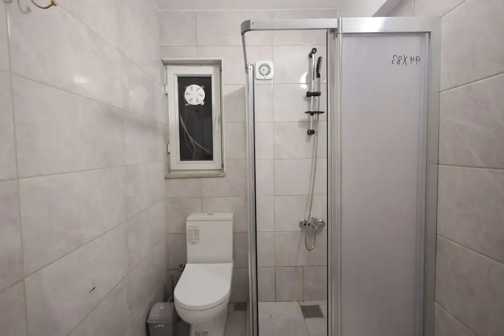 Photo - Bonita Apart