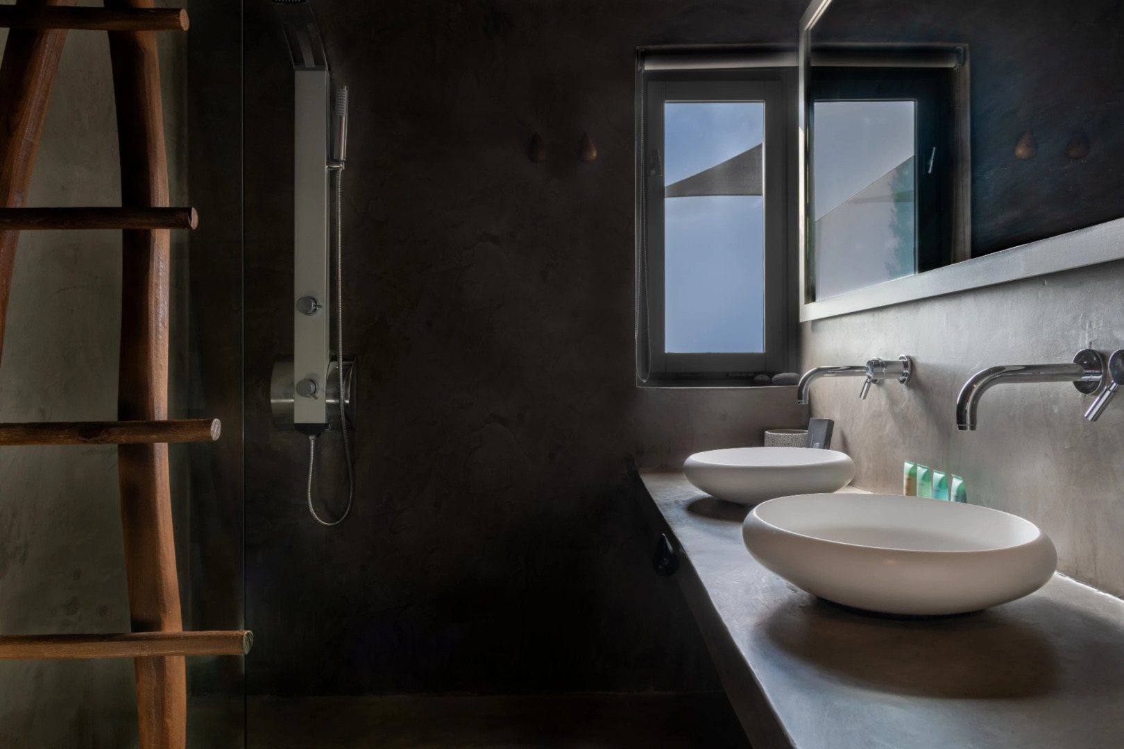 Foto - West East Suites