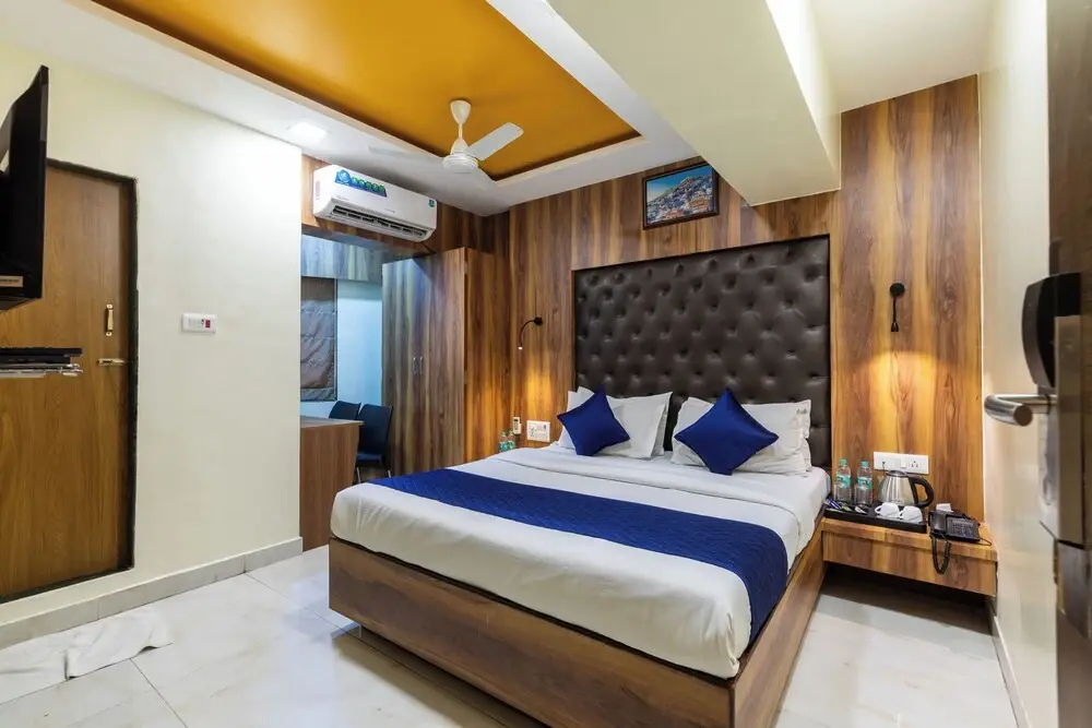 Photo - Hotel Ashyana - Near To Grant Road Station Mumbai