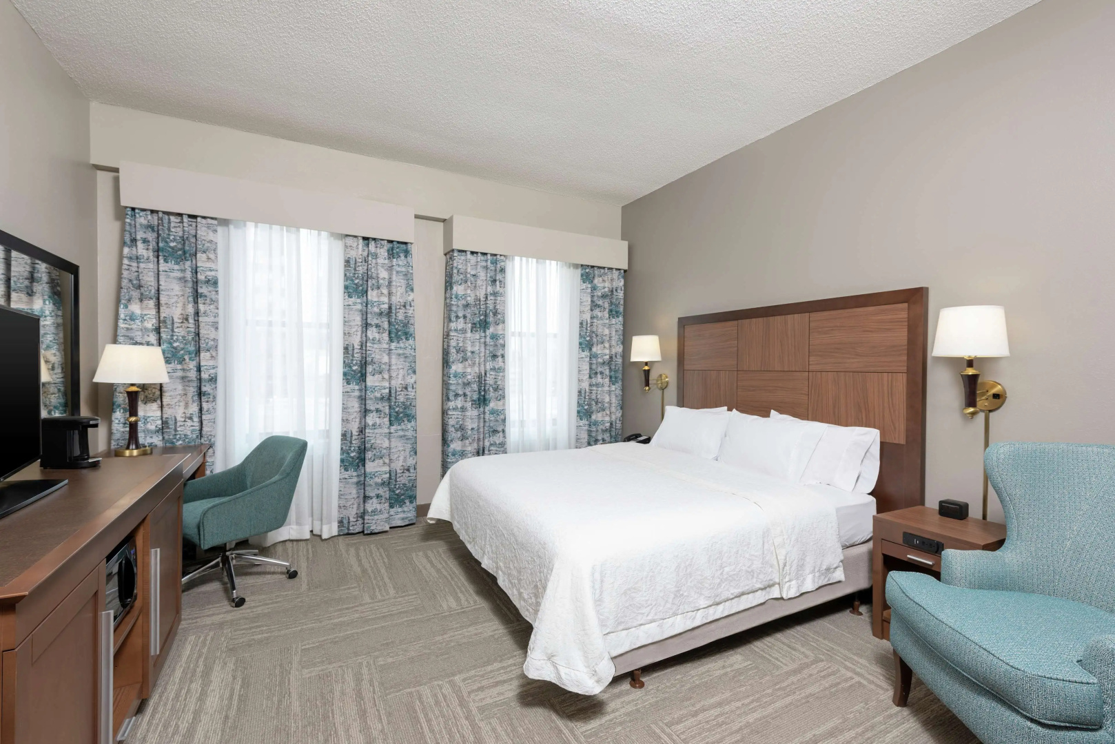 Photo - Hampton Inn Indianapolis Downtown Across from Circle Centre
