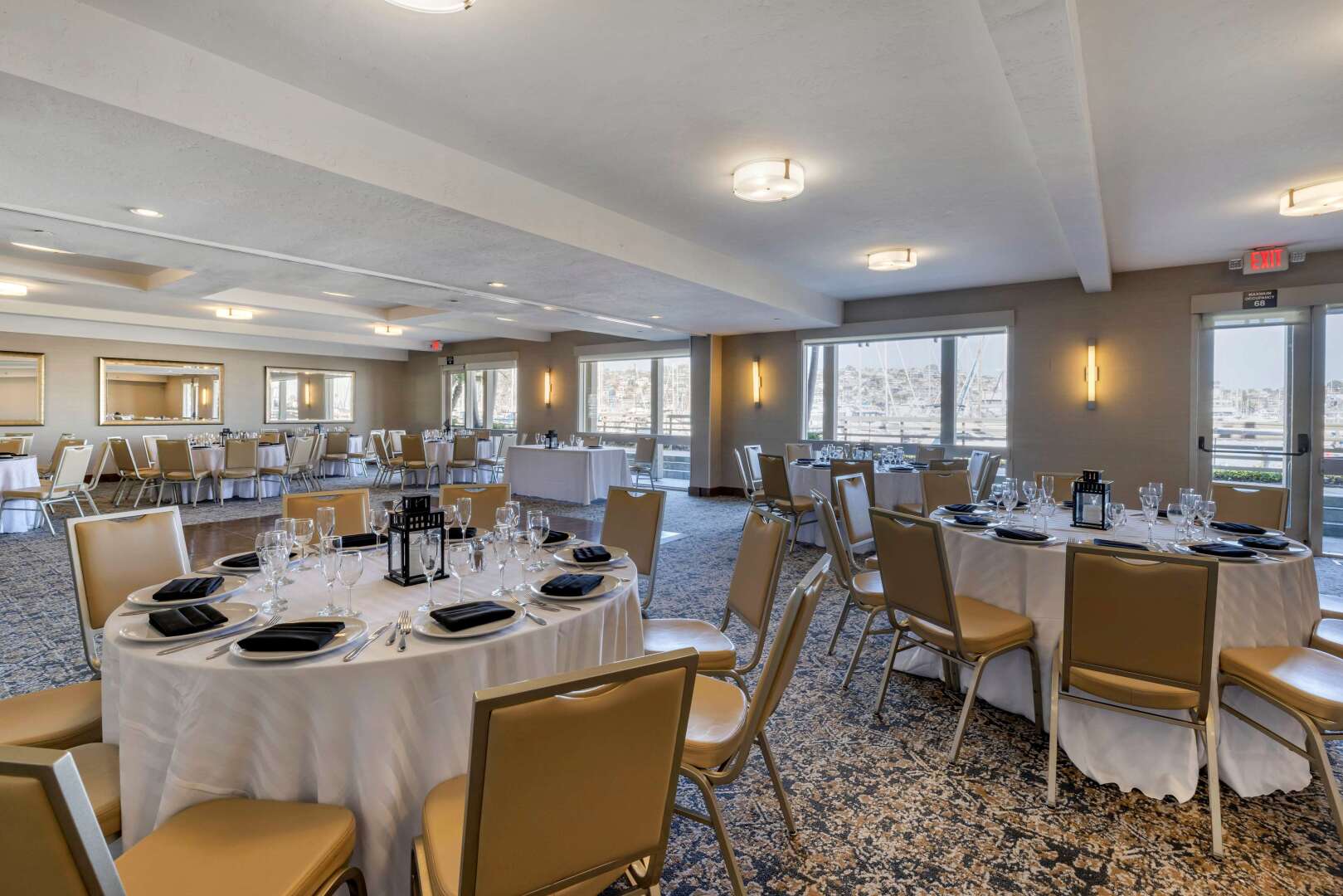 Photo - Best Western PLUS Island Palms Hotel & Marina