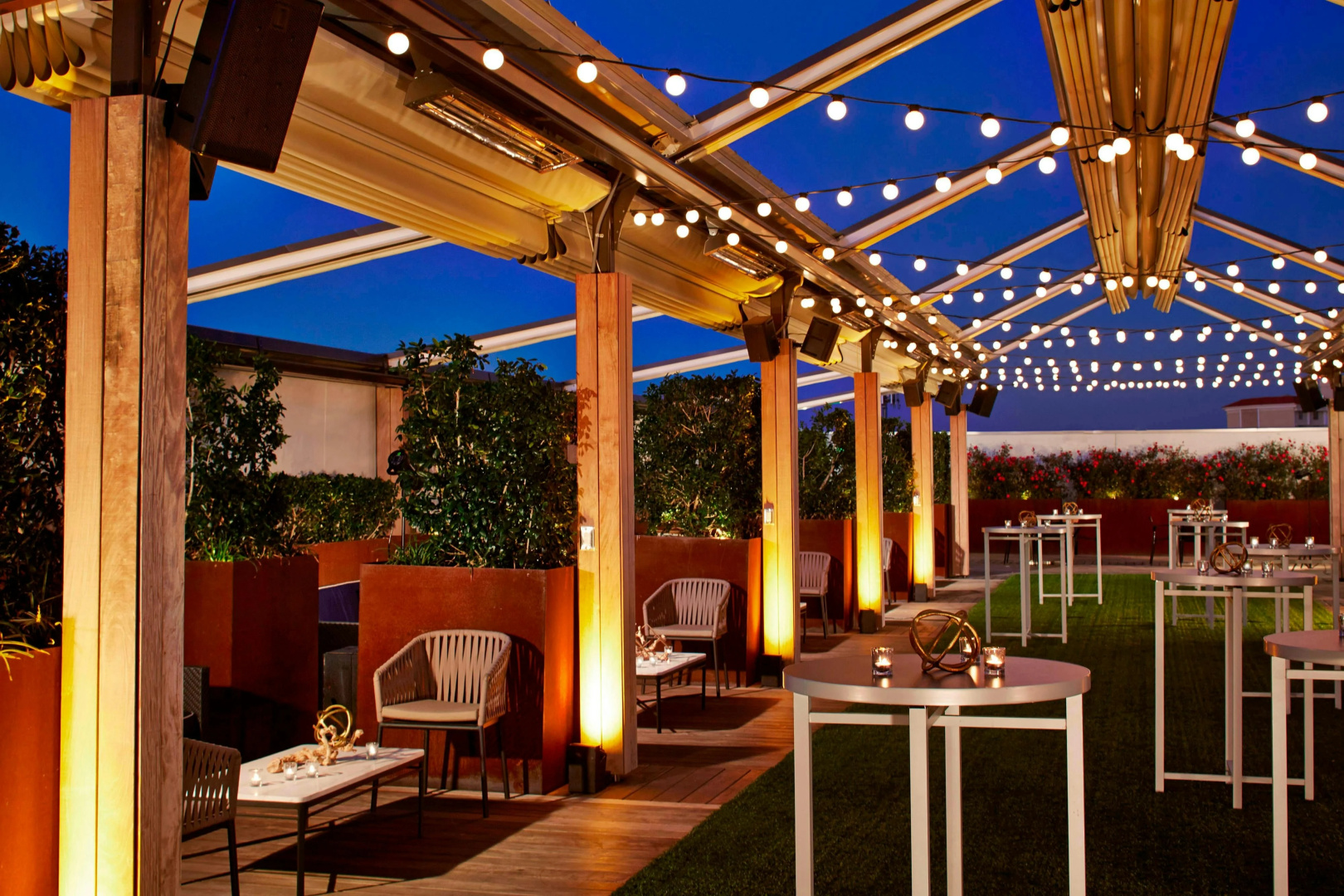 Photo - Renaissance Dallas Hotel