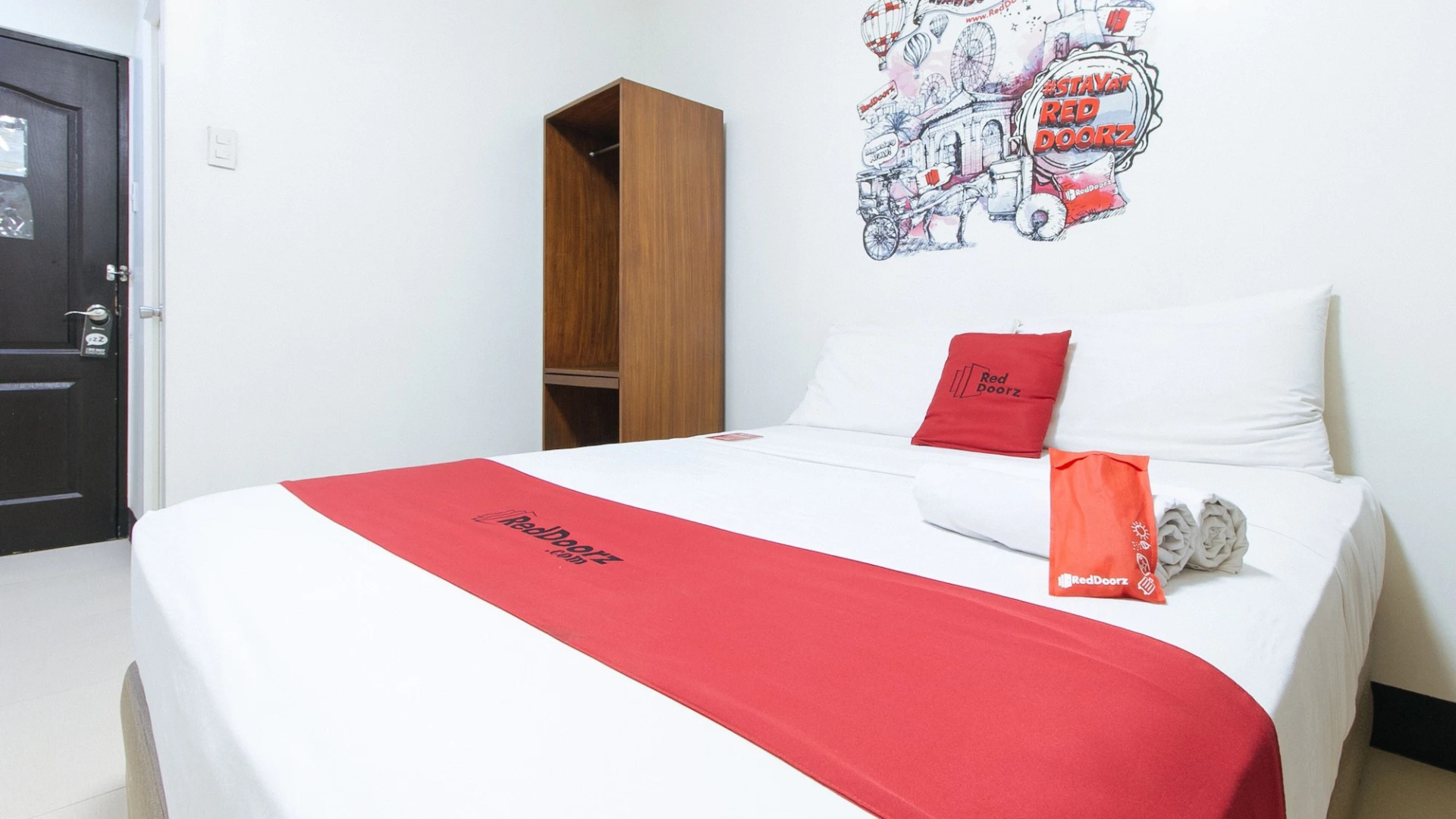 Photo - RedDoorz Plus at EDSA Congressional