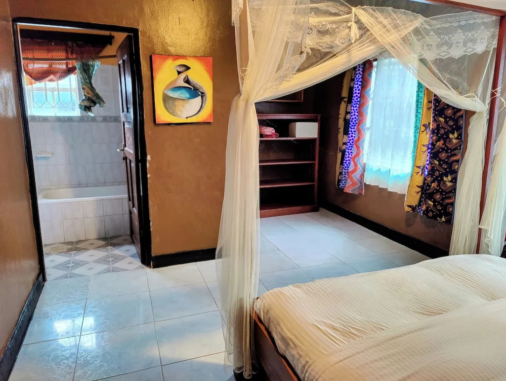 Amahoro Guest House — фото 1