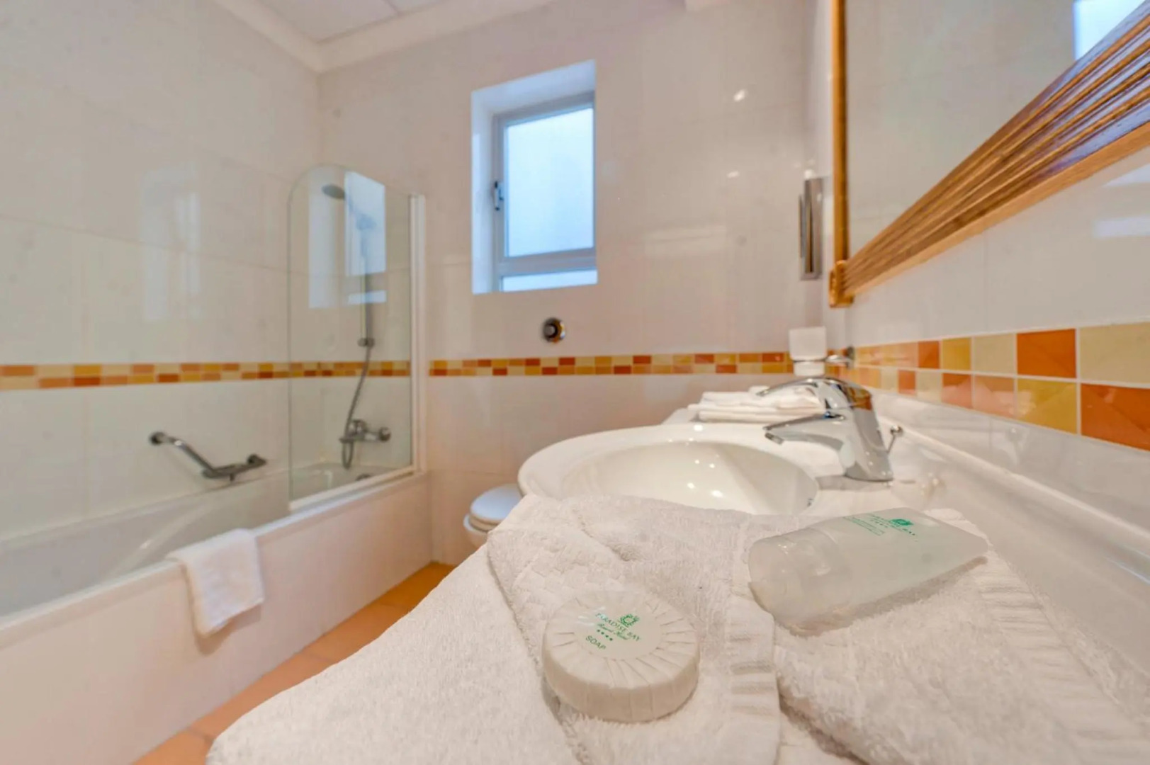 Photo - Paradise Bay Resort