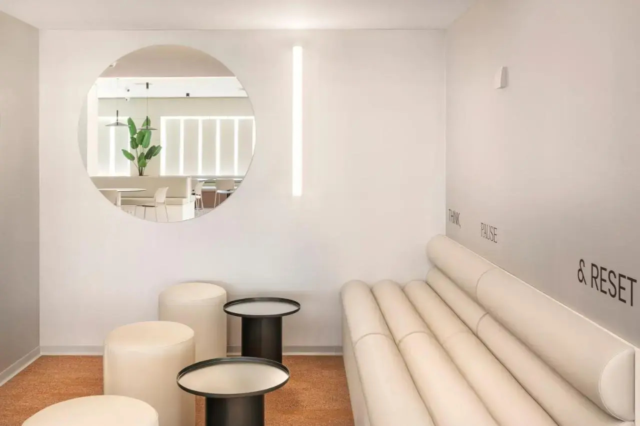 Photo - B&B Hotel Granada Estación