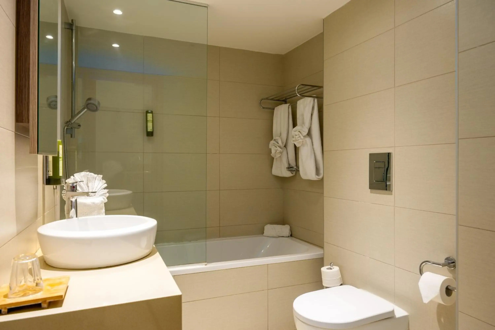 Foto - Melpo Antia Hotel & Suites