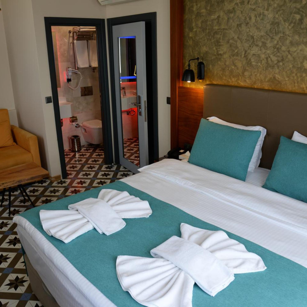 Photo - Retropera Hotel