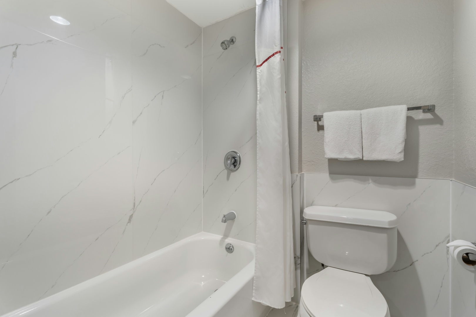 Photo - Red Roof Inn Houston - Brookhollow