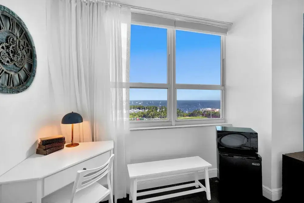 Photo - Tropical Paradise Spacious 3 bedroom