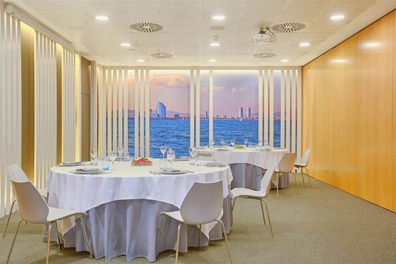 Photo - Four Points by Sheraton Barcelona Diagonal