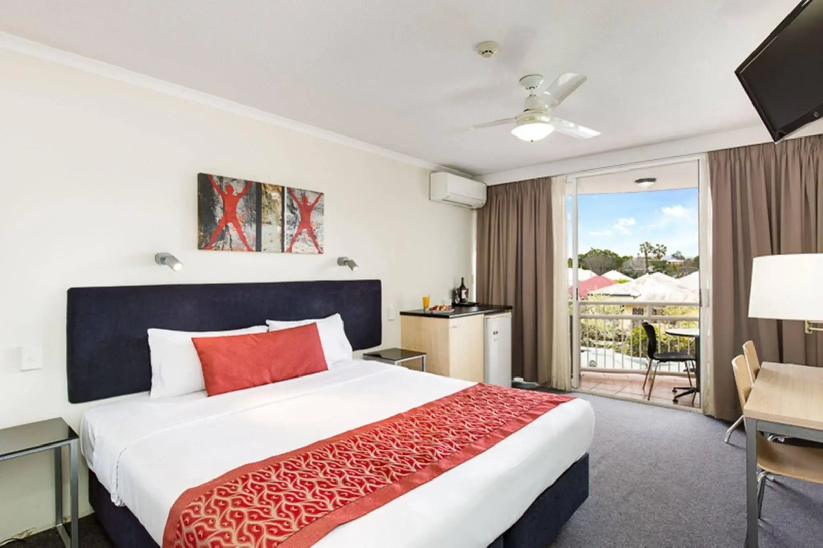 Photo - The Wellington Apartment Hotel